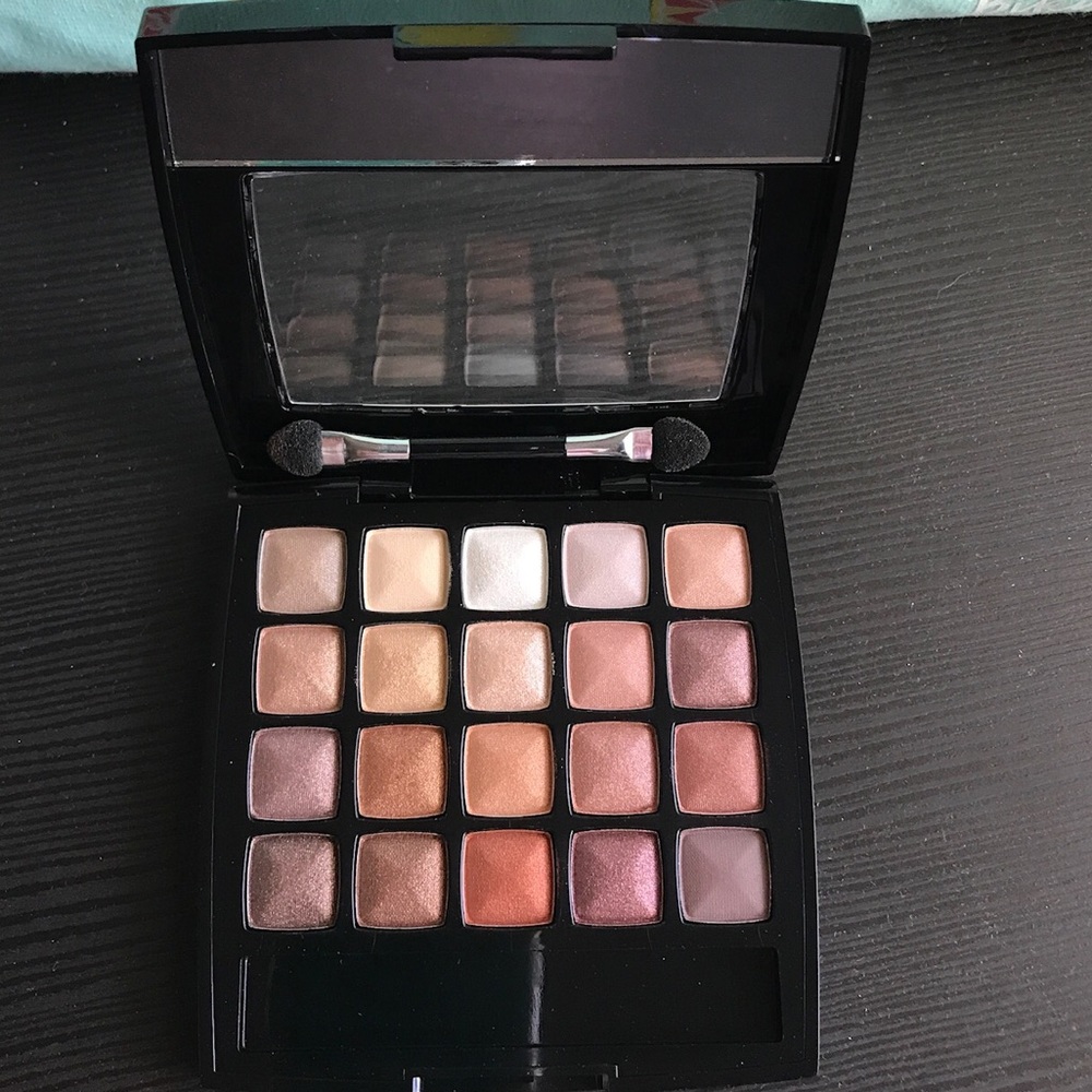 Dear Laura eyeshadow #cp-02 Elegance Beige 10g